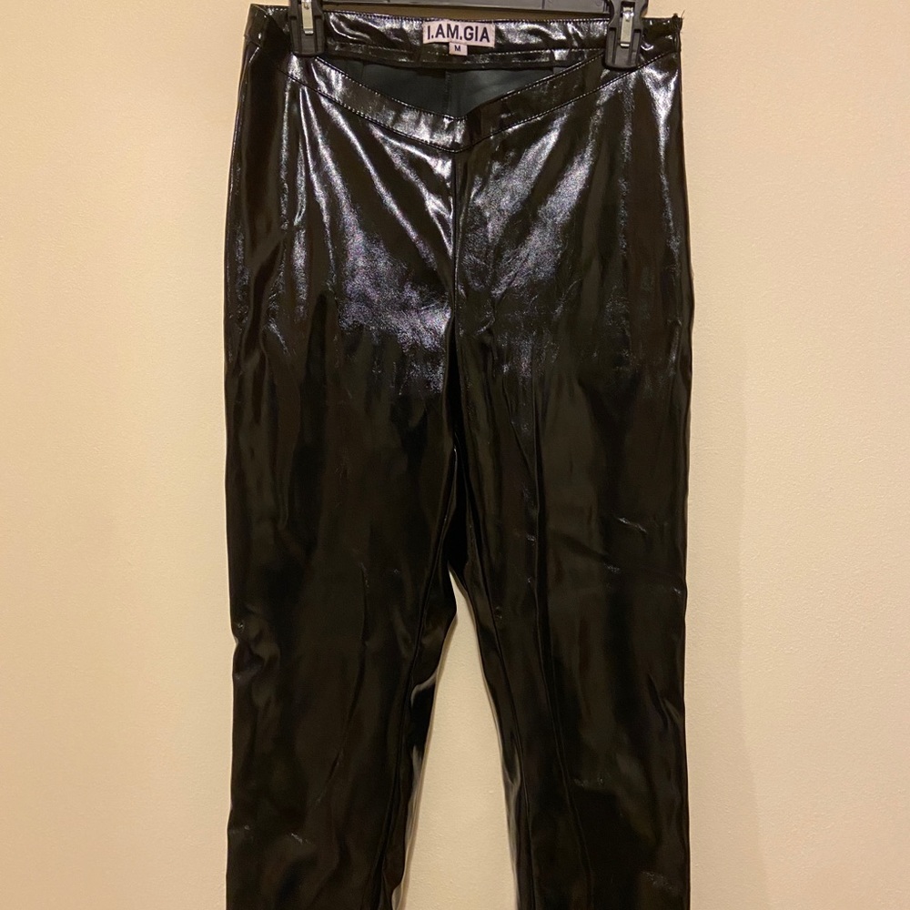 I AM GIA LEATHER PANTS!